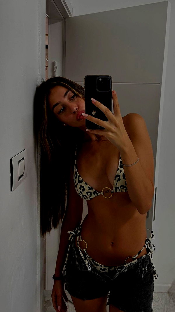shir.moshe666 instagram image archive image