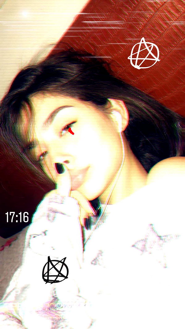 shir_moshe666 instagram image archive image