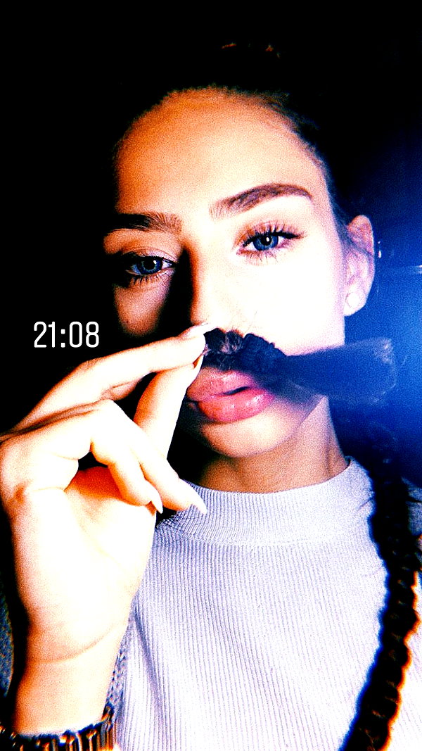 shir_moshe666 instagram image archive image