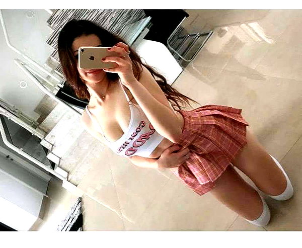 sigi.cohen1 instagram image archive image