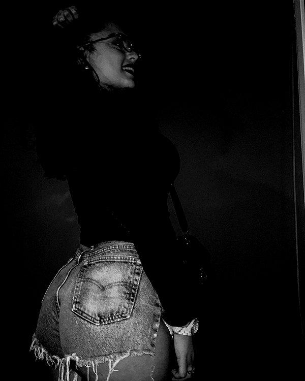 yasmin_hen yasmin_hen archive image