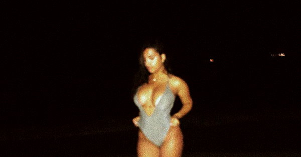 yasmin_hen yasmin_hen archive image