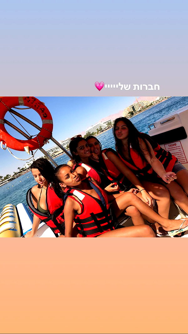 yasmin_hen instagram image archive image