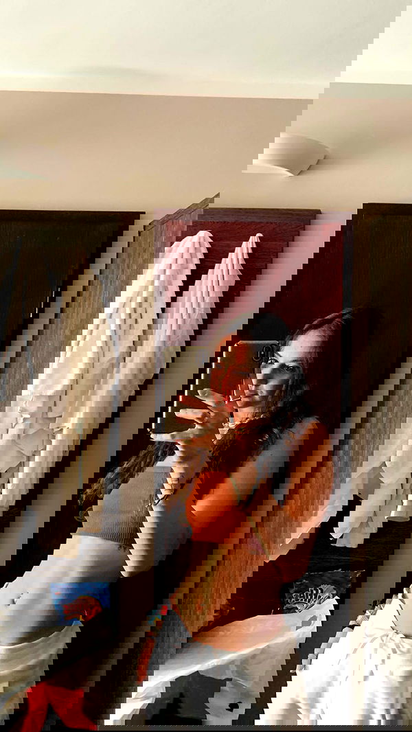 yasmin_kb yasmin_kb archive image