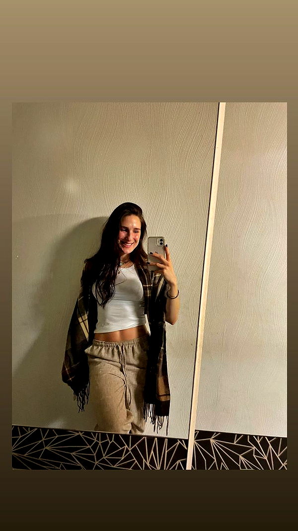 annatuy14 instagram image archive image