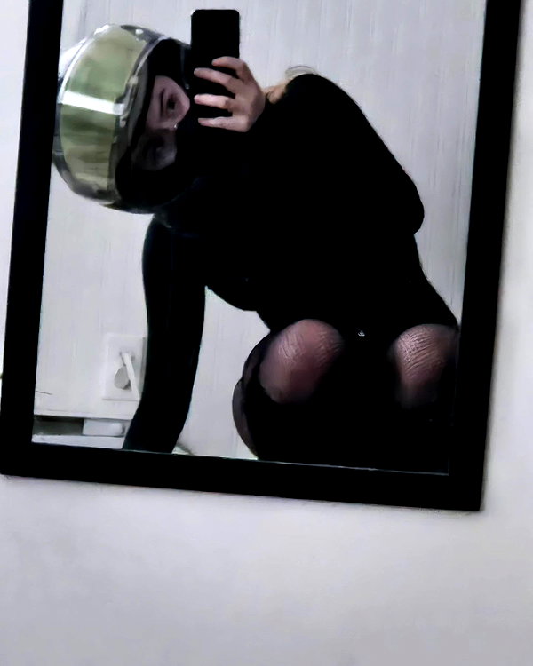 bitch.ceo instagram image archive image