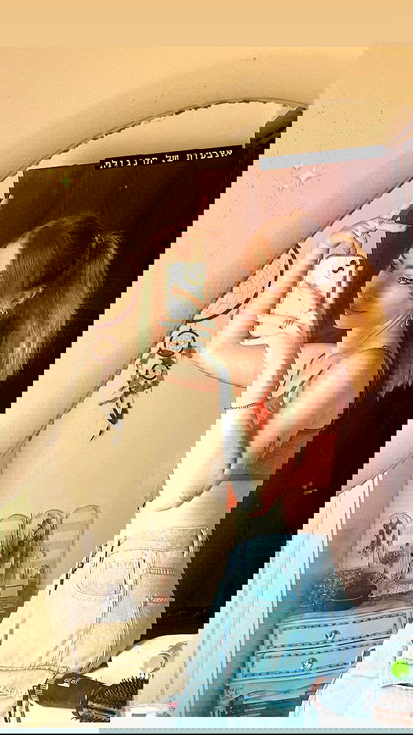 eveliniya eveliniya archive image