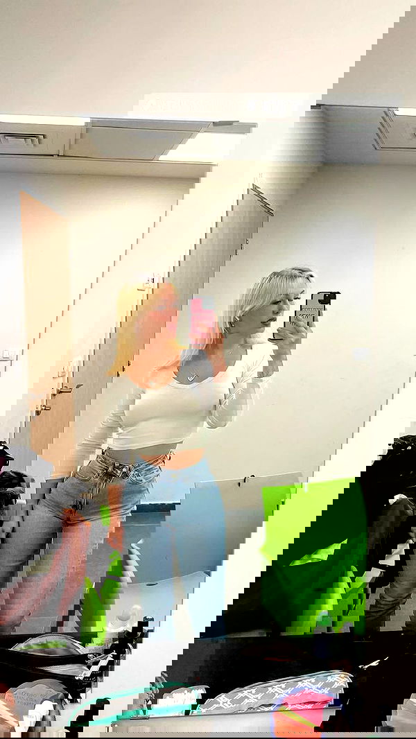 jaroslava_klavir jaroslava_klavir archive image