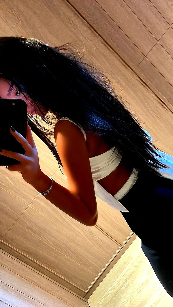 korin.lahiani instagram image archive image